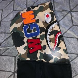 BAPE MEN’S XL HOODIE